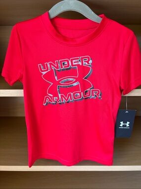 NWT• Under Armour UA Tech Printed Short Sleeve Top | Red | 3T